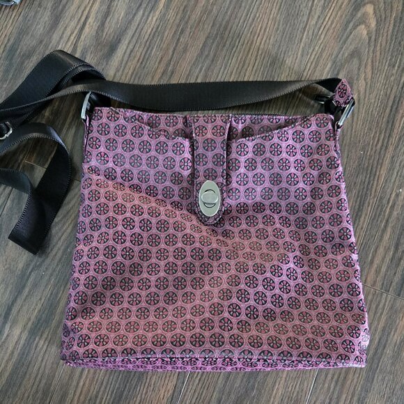 BAGGALLINI Mauve and Black Floral Crossbody w/ Cosmetic Case NWOT - Picture 1 of 10